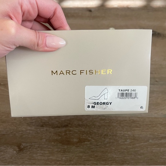 Marc Fisher Georgy Block Heel - Picture 6 of 6